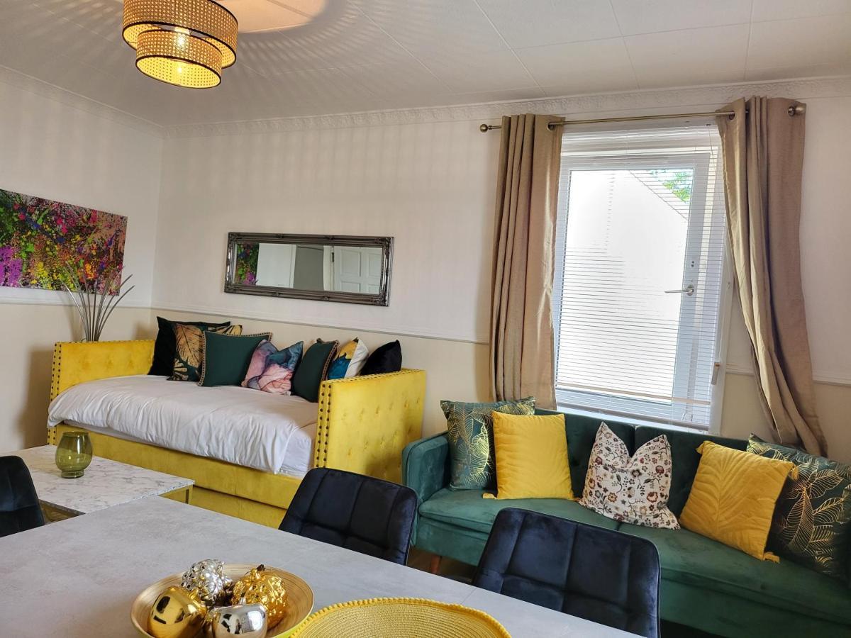4 Bedrooms Apartment By Sensational Stay Short Lets & Serviced Accommodation EDI Exteriér fotografie