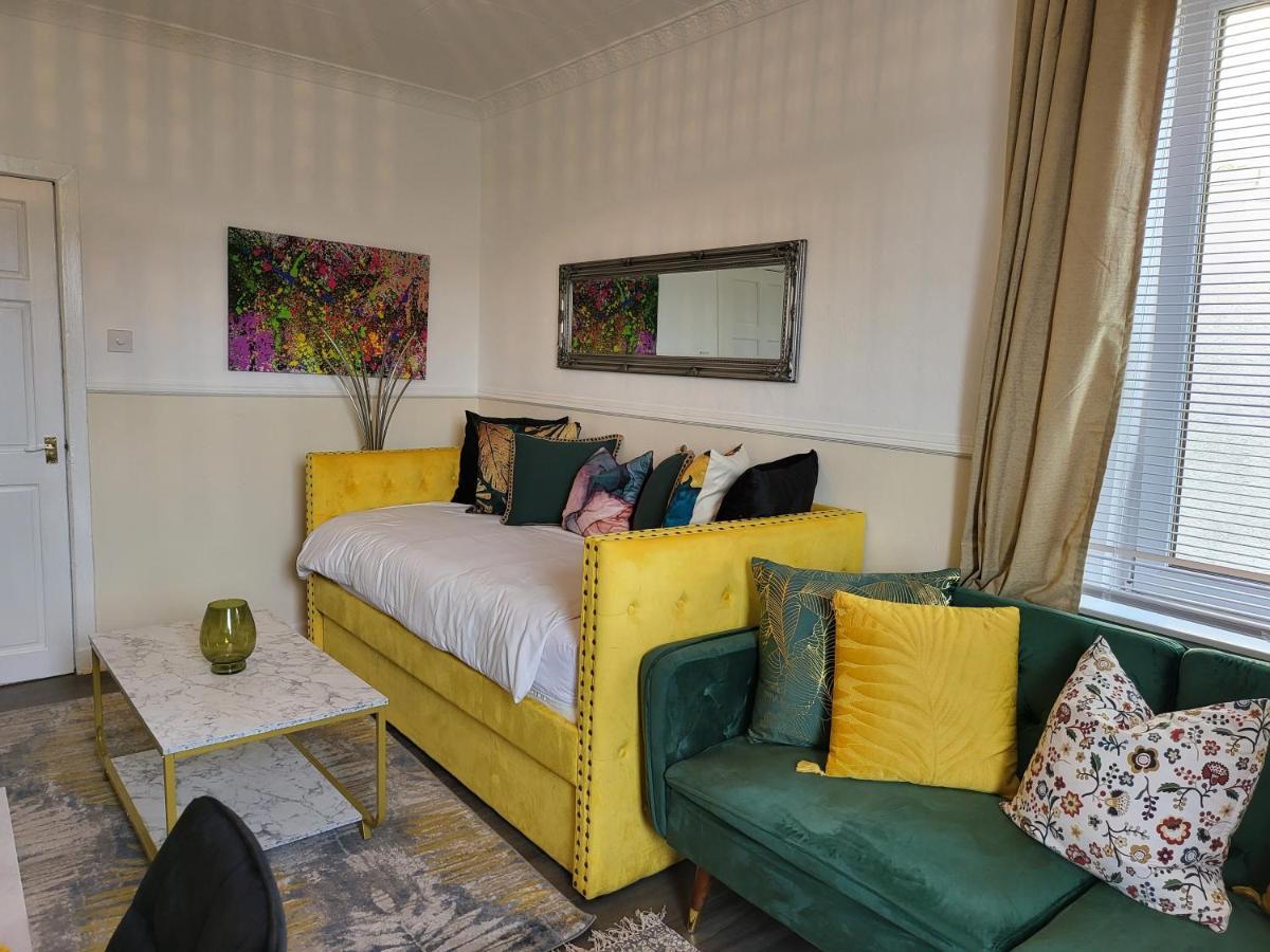 4 Bedrooms Apartment By Sensational Stay Short Lets & Serviced Accommodation EDI Exteriér fotografie