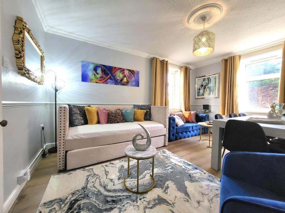 4 Bedrooms Apartment By Sensational Stay Short Lets & Serviced Accommodation EDI Exteriér fotografie