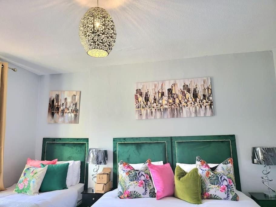 4 Bedrooms Apartment By Sensational Stay Short Lets & Serviced Accommodation EDI Exteriér fotografie